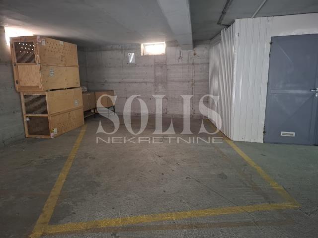 GARAŽA, Novi Sad, Centar | Šifra: 9000427