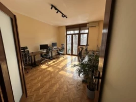Выдача, Квартира<br>99 m<sup>2</sup>, Novi Sad