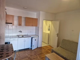 ZAKUP, Stan<br>29 m<sup>2</sup>, Novi Sad