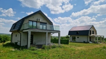 ZAKUP, Kuća<br>155 m<sup>2</sup>, Irig