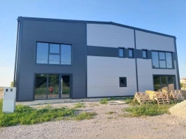 ZAKUP, HALA<br>1000 m<sup>2</sup>, Rumenka