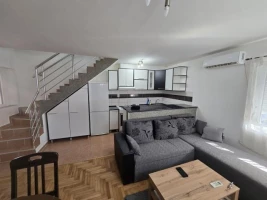 ZAKUP, Stan<br>72 m<sup>2</sup>, Novi Sad