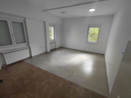 ZAKUP, Stan<br>114 m<sup>2</sup>, Novi Sad