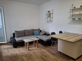 ZAKUP, Stan<br>41 m<sup>2</sup>, Novi Sad