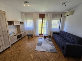 ZAKUP, Stan<br>27 m<sup>2</sup>, Novi Sad