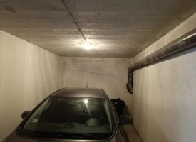 ZAKUP, GARAZA<br>15 m<sup>2</sup>, Novi Sad