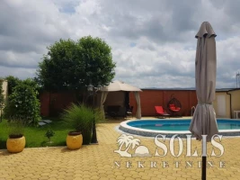 House, Samostalna, Veternik, Fešter