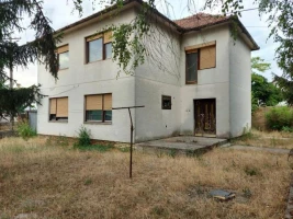 House, Samostalna, Sivac, Sivac