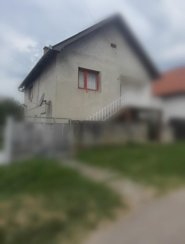 HOUSE, Čerević, Centar | Šifra: 3003611