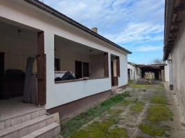 Kuća, Dvojna, Ruma, Širi centar