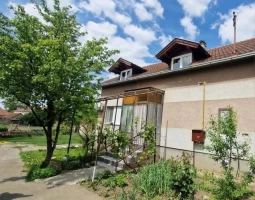 Kuća, Samostalna, Šajkaš, Širi centar