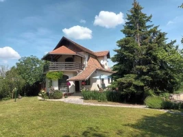 Kuća, Samostalna, Sremska Kamenica, Sremska Kamenica