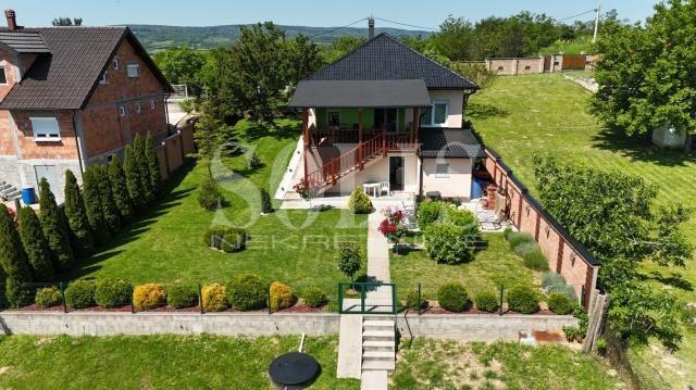 HOUSE, Sremski Karlovci, Banstol | Šifra: 3004198