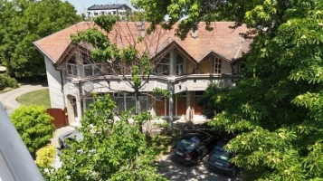 Kuća, Poslovni objekat, Bečej, Centar