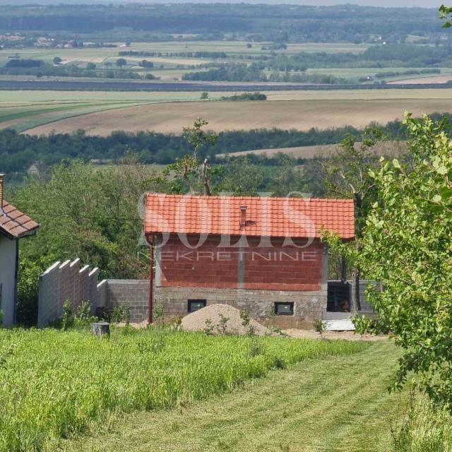 KUĆA, Divoš, Divoš | Šifra: 3004243