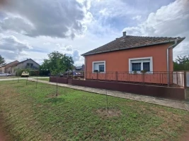 Kuća, Samostalna, Budisava, Centar