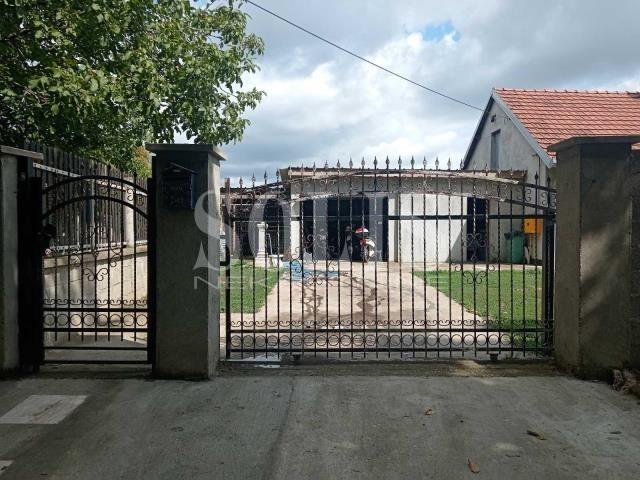 KUĆA, Ruma, Ruma | Šifra: 3004281