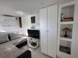 Kuća, Vikendica, Novi Sad, Kamenjar