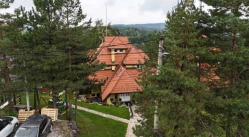 Kuća, Poslovni objekat, Divčibare, Marinkovića kosa