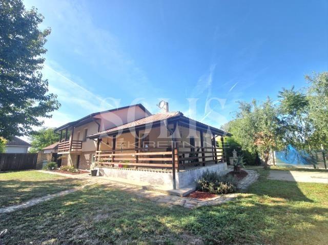 KUĆA, Bački Petrovac, Centar | Šifra: 3004310