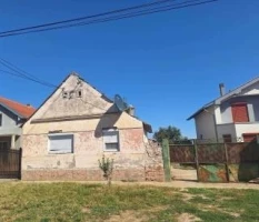 House, Ruševna, Maradik, Maradik