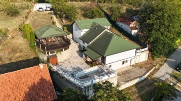 Kuća, Samostalna, Sremska Kamenica, Sremska Kamenica