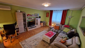 Kuća, Samostalna, Đurđevo, Širi centar