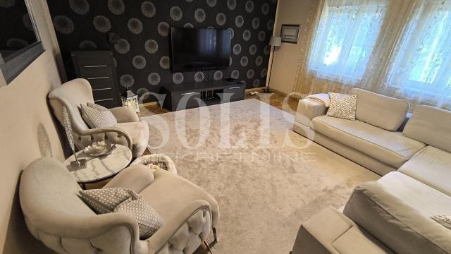 KUĆA, Petrovaradin, Stari majur | Šifra: 3004350