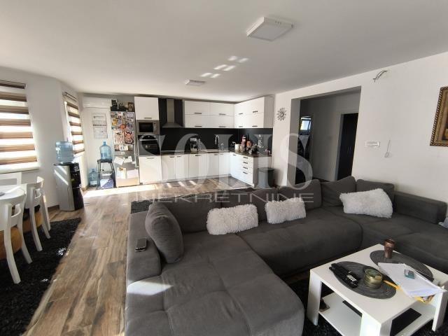 KUĆA, Rumenka, Rumenka | Šifra: 3004380