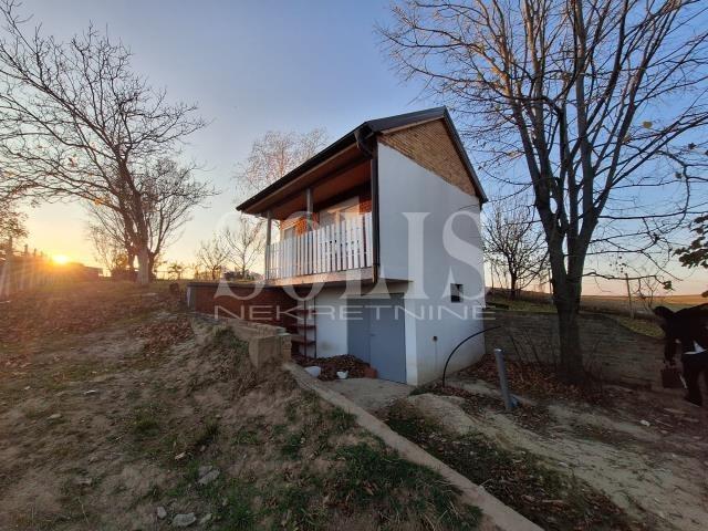 KUĆA, Inđija, Širi centar | Šifra: 3004389