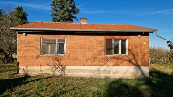 Kuća, Vikendica, Čortanovci, Čortanovci