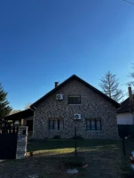 Kuća, Samostalna, Subotica, Širi centar