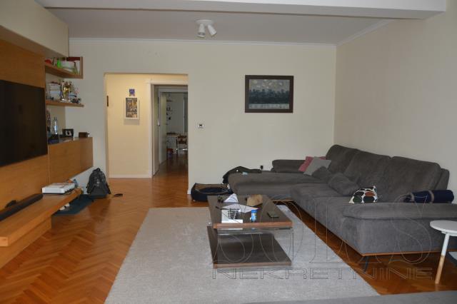 Apartment, Three-room apartment<br>92 m<sup>2</sup>, Grbavica