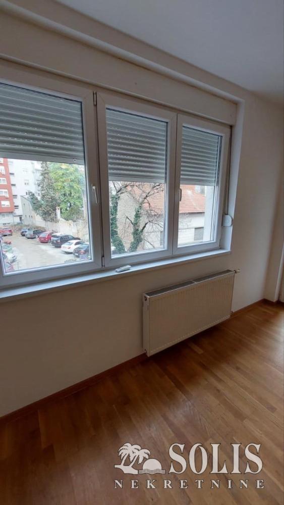 Novi Sad Podbara One and a half-room apartment