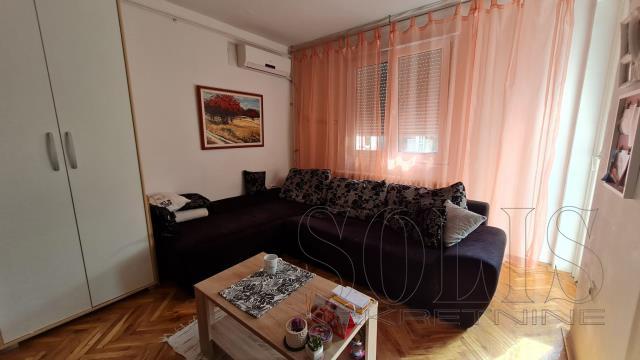 Apartment, Three-room apartment<br>70 m<sup>2</sup>, Novo naselje