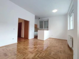 Квартира, 1,5 комнатная<br>44 m<sup>2</sup>, Grbavica