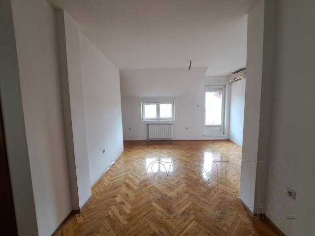 Apartment, Four- room apartment<br>94 m<sup>2</sup>, Novo naselje - Šarengrad