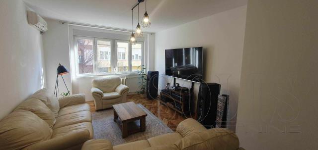 Apartment, Three-room apartment<br>77 m<sup>2</sup>, Centar Riblja pijaca