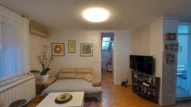 Apartment, Four- room apartment<br>72 m<sup>2</sup>, Novo naselje