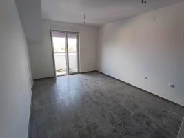 Apartment, One and a half-room apartment<br>37 m<sup>2</sup>, Sajlovo