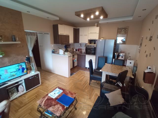 Apartment, Two and a half-room apartment<br>56 m<sup>2</sup>, Novo naselje
