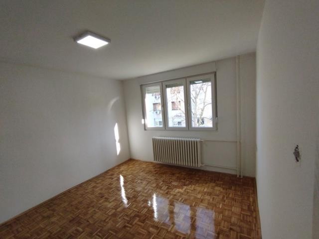 Apartment, Two and a half-room apartment<br>56 m<sup>2</sup>, Detelinara