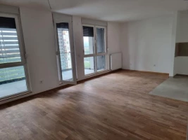 Apartment, Four- room apartment<br>132 m<sup>2</sup>, Grbavica
