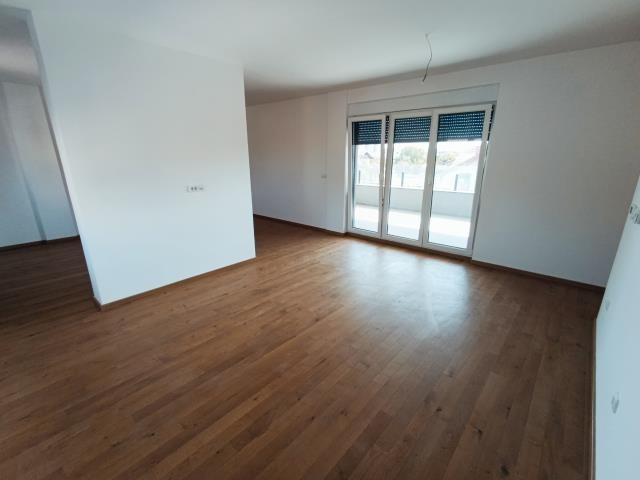 Novi Sad Veternička rampa Four- room apartment