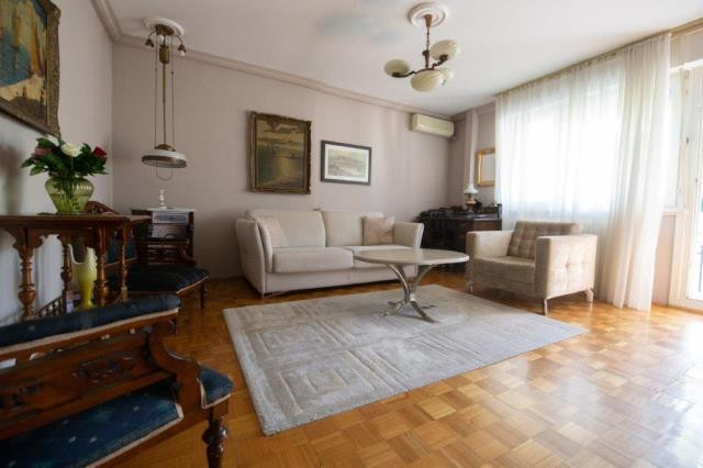 Novi Sad Novo naselje Four- room apartment