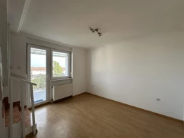 Apartment, Four- room apartment<br>79 m<sup>2</sup>, Detelinara