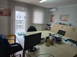 Apartment, Three-room apartment<br>108 m<sup>2</sup>, Novo Naselje - Jugovićevo