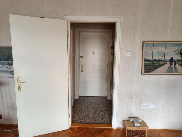 Apartment, One-room apartment<br>37 m<sup>2</sup>, Centar Riblja pijaca