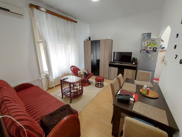 Apartment, One and a half-room apartment<br>32 m<sup>2</sup>, Centar Stari grad