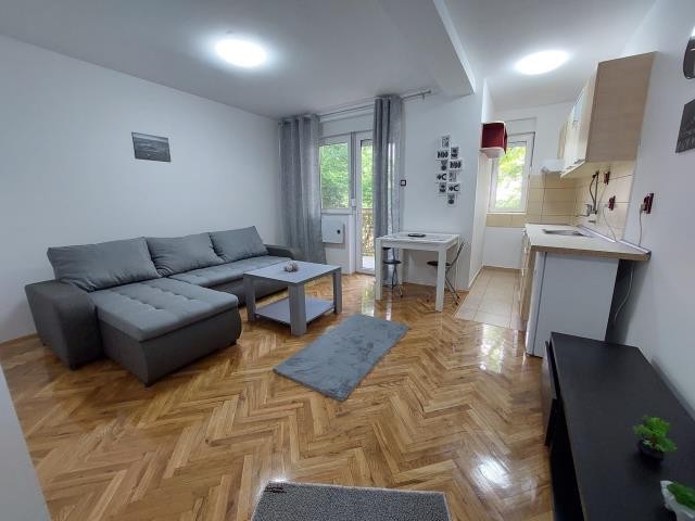 Apartment, Novi Sad, Podbara | Šifra: 1049208